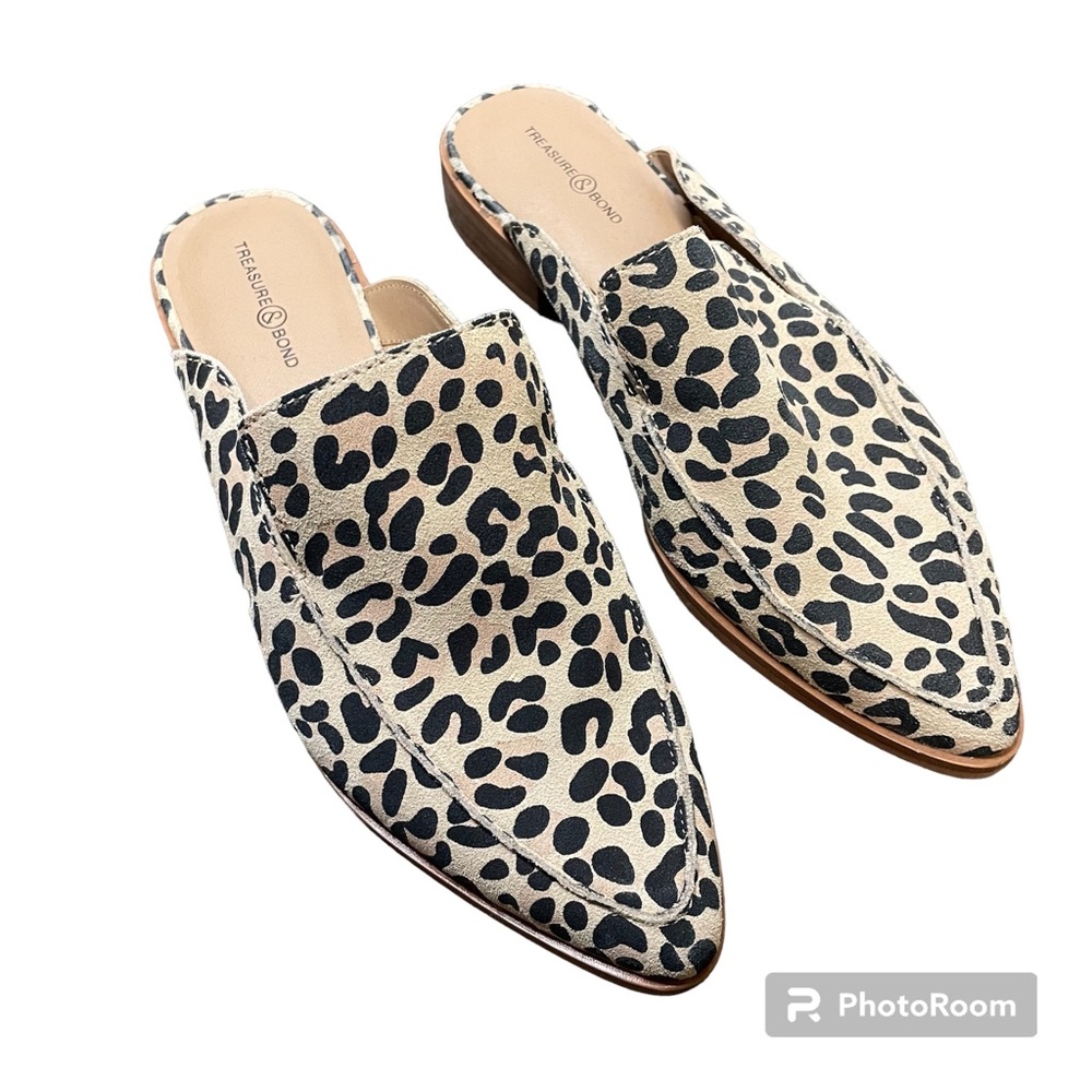 Treasure & Bond Cheetah Print Slip On Mules